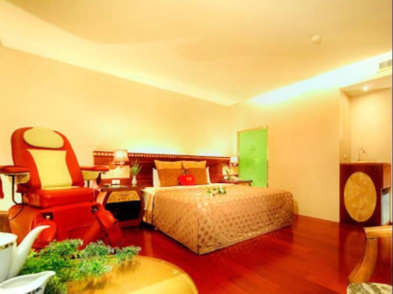 England Business Motel Yilan Eksteriør billede